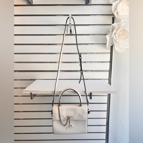 Luana Made in Italy - Chic Cream Satchel with Gold Chain - Picture 13 of 17